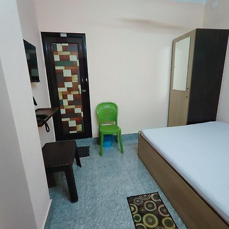 Gulab Lodge Siliguri Extérieur photo