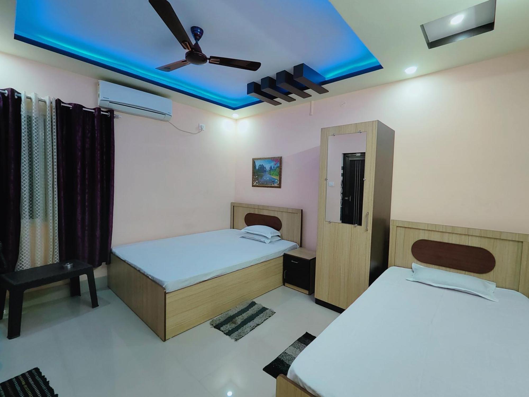 Gulab Lodge Siliguri Extérieur photo